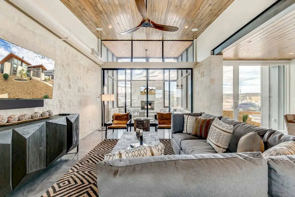 Rough Creek Lodge