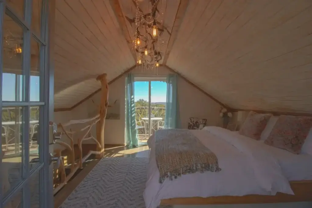 Skybox Cabins