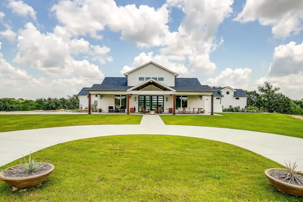 Skyview Ranch
